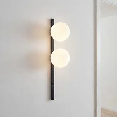 Produktbild von Wandleuchte Schwarz Weiß Wandlampe mit Schalter 60 cm hoch Metall Glas E14 2-flammig Kugelschirm
