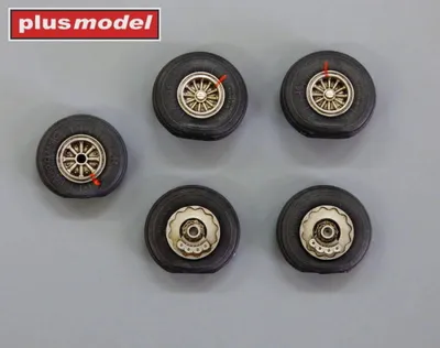Produktbild von Wheels for DC-6/C-118 (Heller) / 1:72