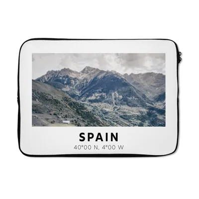 Produktbild von MuchoWow® Laptop Hülle 14 ZollSpanien - Grün - Europa Laptoptasche - Laptoptasche - Stoßsicher - Schutzhaube