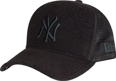 Produktbild von New Era A-Frame Trucker Sherpa Cap - BORG NY Yankees schwarz