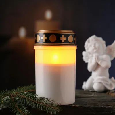 Produktbild von LED Grablicht - Grabkerze - gelb flackernde Flamme - H: 12,5cm - Timer- für Außen - weiß mit Deckel