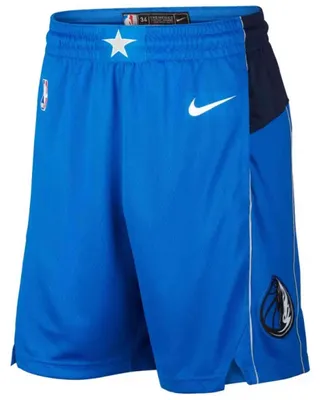 Immagine prodotto di Pantaloncini Nike EZ2B7BXQLOO-MAV da Uomo