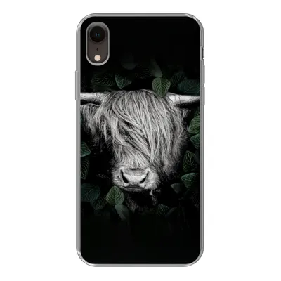 Produktbild von MuchoWow® Handyhülle Schutzhülle Hülle für iPhone XR Schottischer Highlander - Blätter - Porträt Silikon Softcase Handy Hülle - Schutzdeckel