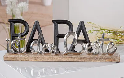 Imagen del producto de Gilde Schriftzug, PAPA ist der Beste, Aluminium, Mangoholz, schwarz, silberfarben, VE 2 Höhe: 13.00 cm Breite: 38.00 cm Tiefe: 6.00cm 53343