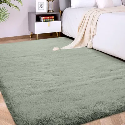 Produktbild von Hochfloriger Teppich für Schlafzimmer oder Wohnzimmer, 90 x 150 cm, hellgrün, weich und flauschig