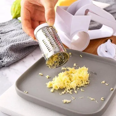 Zdjęcie produktu dla Ręczna tarka do sera z obrotowym bębnem ze stali nierdzewnej
