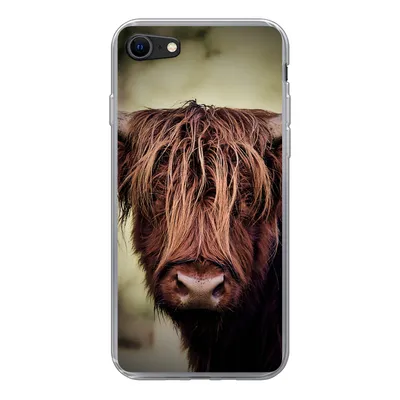 Produktbild von MuchoWow® Handyhülle Schutzhülle Hülle für iPhone SE 2022 Schottischer Hochländer - Licht - Porträt - Natur Silikon Softcase Handy Hülle - Schutzhülle