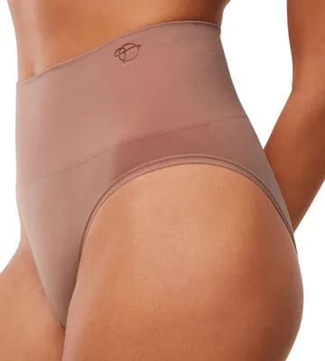 Productafbeelding van Triumph Soft Sculpt, Ondergoed, Stringbroek met hoge taille, Volwassenen, Dames, Amandelkleur, Hoge taille