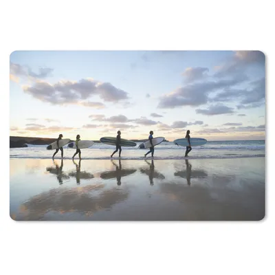 Produktbild von MuchoWow® Mauspad Mousepad Surfer am Strand 27x18 cm - Mousepads - Maus Mat - Pad - Mausunterlage - Büroartikel - Desk Matten