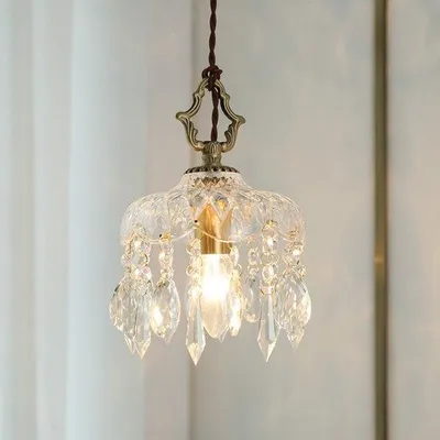 Image de Lustre vintage en cristal de 15 cm – Lampe suspendue créant une ambiance chaleureuse pour l'intérieur et l'extérieur