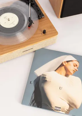 Produktbild von Rosalía LUX Vinyl-PACK + RECORD PLAYER PRO Plattenspieler mit Lautsprechern