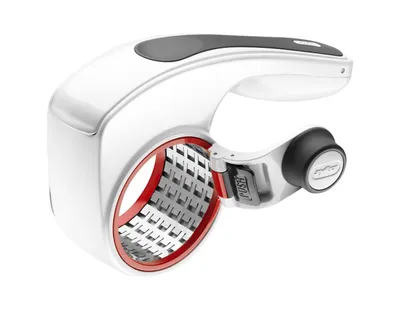 Produktbild von Zyliss Käsemühle Kunststoff/Stahl weiß/rot 19 cm, einklappbarer Griff, spülmaschinenfest, für Hart- & Weichkäse, Schokolade, Nüsse oder Wurzelgemüse, zwei große ultrascharfe Reibtrommeln