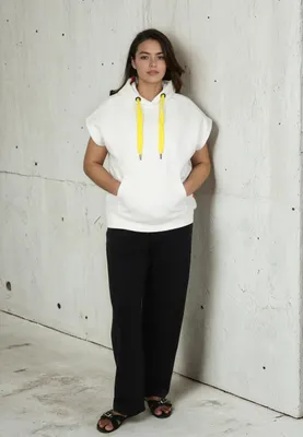 Produktbild von Salzhaut Damen Hoodie Afnein ohne Ärmel - Ärmelloser Kapuzenpullover Oversize-Schnitt in Offwhite Größe XL