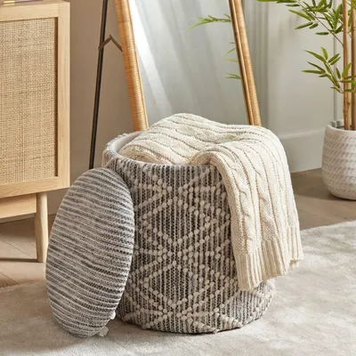 Obrázek produktu pro FineBuy – látkový taburet s úložným prostorem, 40 cm, šedý, kulatý, design ve stylu boho, látkový taburet s odnímatelným víkem, polstrovaný taburet, taburet do obývacího pokoje, ručně vyrobený