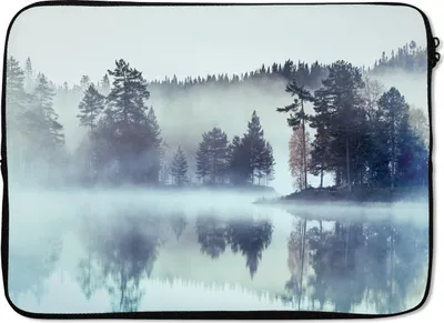 Produktbild von MuchoWow® Laptop Hülle 13 Zoll Wald - Nebel - Winter Laptoptasche - Laptophülle - Sleeve - Rundumschutz