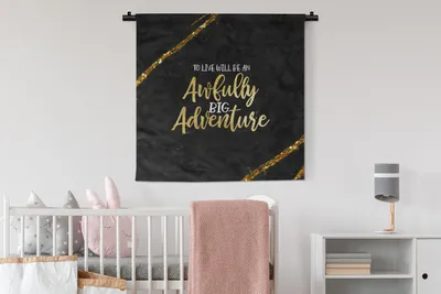 Produktbild von MuchoWow® Wandteppich Wandbehang Zitate - Abenteuer - Gold - Glitzer 90x90 cm Tapisserie Dekoration Wandtuch - Wandaufhänger