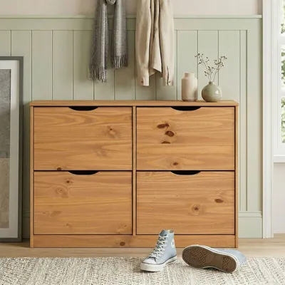 Produktbild von Schuhschrank BASIL, schöner Schuhkipper mit 4 Klappen, praktische Schuhkommode aus Kiefer in honigfarben