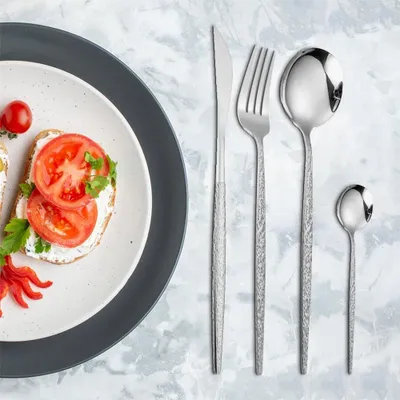 Produktbild von 24 Stück Silberbesteck Set für 4 Edelstahl Besteck Set Geschirr Set enthalten Gabeln Messer Löffel Besteck Set für Haus Küche und Restaurant