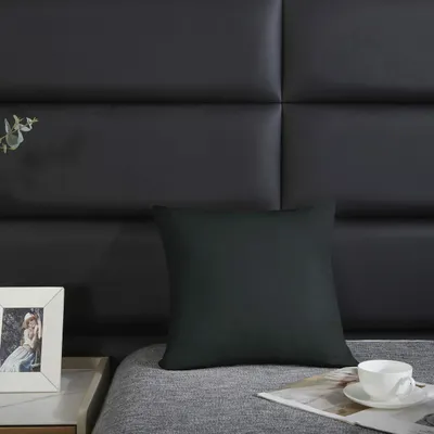 Immagine prodotto di Spod Ig?y i Nitki Federa in raso 40x40 nero monocromatico I24
