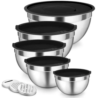 Image de Ensemble de 5 bols en acier inoxydable, utilisables comme bols à mélanger ou à salade, avec couvercles hermétiques et 3 râpes, empilables et adaptés au lave-vaisselle, tailles : 4,5 l / 3 l / 1,5 l / 1,2 l / 0,7 l – Noir