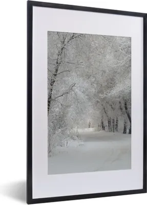 Produktbild von MuchoWow® Gerahmtes Poster Bäume - Schnee - Winter 40x60 cm - Poster mit Schwarzem Bilderrahmen Wandposter Rahmen Foto Bilder - Poster in Rahmen