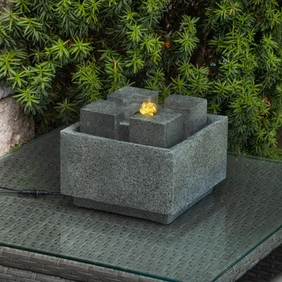 Produktbild von esotec Wasserbrunnen mit LED Modern Style, USB, Solarmodul, Akku 101371
