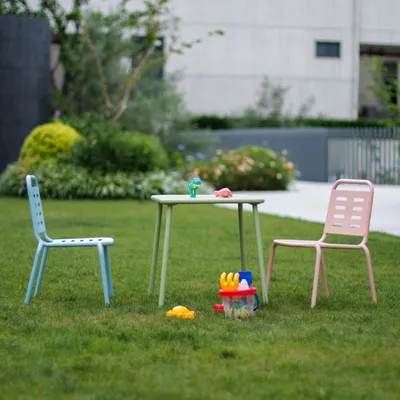 Produktbild von Kindersitzgruppe 'Etroubles' 3-tlg. Kindertisch mit 2 Stühlen Stahl Mehrfarbig