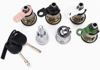 Produktbild von 6-teiliges Set Türschlösser + 2 Schlüssel für Ford Transit MK5 (1994–2000) | OE-Äquivalent 1074762, 1112385, 95VBB22050BG