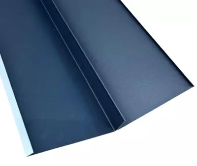 Produktbild von Roofart Kehlblech mit Mittelsteg 2 m lang passend für das Dachpfannenprofil in Ziegeloptik Anthrazit RAL 7016