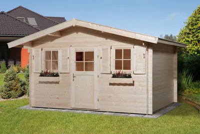 Produktbild von WEKA 110.3838.10.00 Premium Gartenhaus/Blockbohlenhaus Konstanz 1 mit Vordach (60 cm)/Einzeltür/Einzelfenster ; Größe: 2 ; Farbgebung: Naturbelassen ; Wandstärke: 28 mm ; Maße (LxBxH): 440 cm x 380 cm x 262 cm ; Seitenwandhöhe: 210 cm