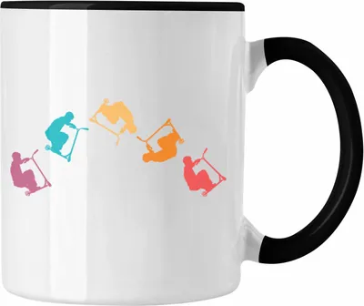Produktbild von Trendation - Scooter Roller Fahrer Geschenk Tasse Scooterfahrer Geschenkidee Scooting Geschenkidee Jungs Profi Scooterfahrer Pro Grafik (Schwarz)
