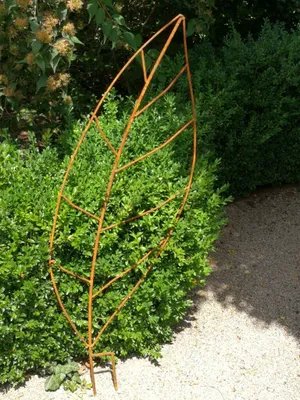 Produktbild von Edelrost Gartenstecker Rankhilfe Blatt groß