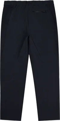 Dunkelblaue Trekkinghose "Elswick Pant" von Berghaus; mit elastischem Bund und zwei Taschen.