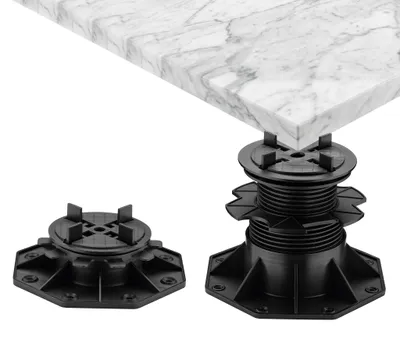 Imagen del producto de Soportes ajustables Wiltec para piedra, de 70 a 145 mm, con capacidad de carga de 600 kg. Bases para terrazas con compensación de pendiente del 5% para losas de terraza