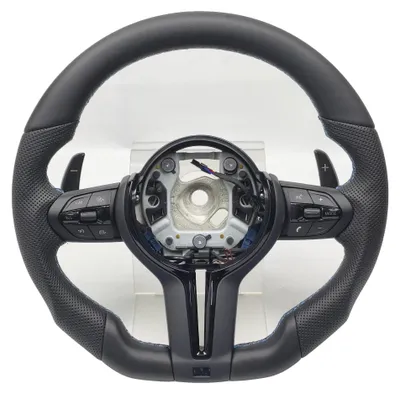 Produktbild von Lenkrad, perforiertes Leder, Sportdesign, M5 keine Airbags