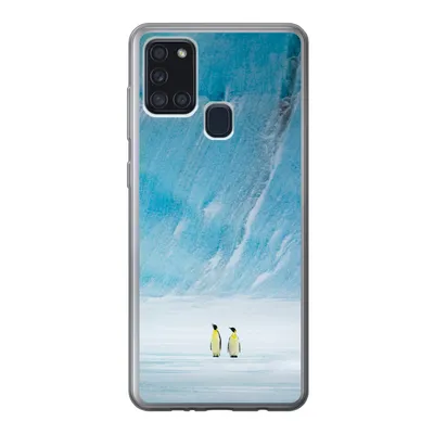 Produktbild von MuchoWow® Handyhülle Schutzhülle Hülle für Samsung Galaxy A21s Zwei Kaiserpinguine vor einem Eisberg Silikon Softcase Handy Hülle - Hartschale