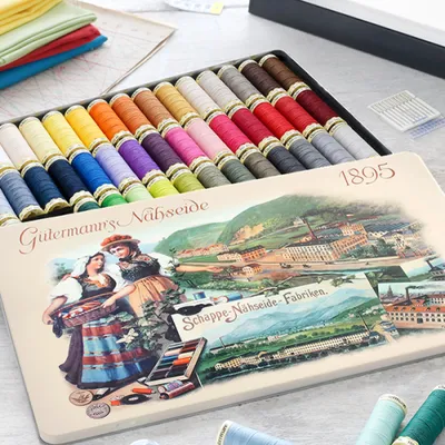 Produktbild von Gütermann Nostalgie-Box mit 48 Spulen Allesnäher a 100m