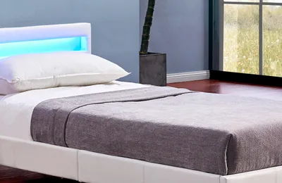 Produktbild von Einzelbett Jugendbett inkl. LED Beleuchtung und Lattenrost 90 x 200 cm Weiss