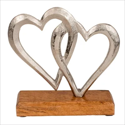 Produktbild von Herzen aus Metall mit Holzsockel