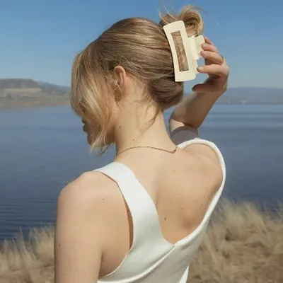 Produktbild von 10 große Haarklammern für Damen, Haarspangen für dickes Haar, matt und rutschfest, Set für das Haarstyling in verschiedenen Farben