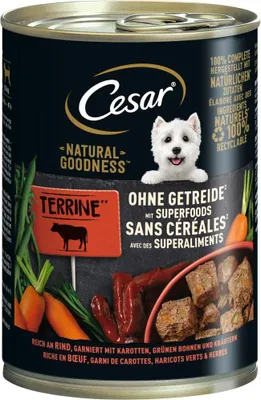Produktbild von CESAR® NATURAL GOODNESS™ Dose in Pastete reich an Huhn, garniert mit Süßkartoffeln, Erbsen & Cranberry 400g