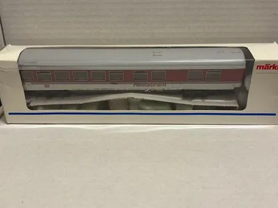 Produktbild von MÄRKLIN H0 Reisezugwagen Wrmh 61 80 Restaurant 4057