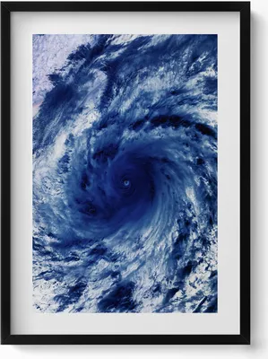 Produktbild von NASA-Foto - Wolkenwirbel aus dem Weltraum– Wandbild mit Rahmen – Gerahmtes Bild  – Wanddekoration – 50x70 cm –  Schwarz Rahmen