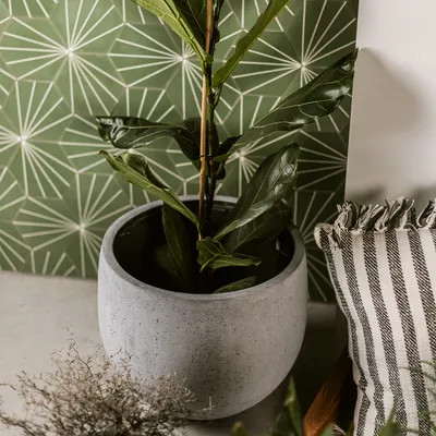 Produktbild von Klocke Design Pflanzgefäß / Blumentopf Betonoptik ⌀ 37 cm x H 33 cm