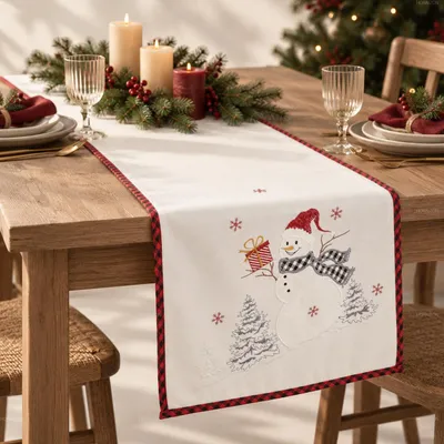 Produktbild von Tischwäsche mit Stickerei Schneemann 85 x 85 cm - Ecru
