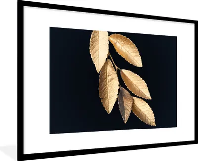 Produktbild von MuchoWow® Gerahmtes Poster Blätter - Schwarz - Gold - Luxus - Pflanzen 90x60 cm - Poster mit Schwarzem Bilderrahmen Wandposter Rahmen Foto Bilder - Wanddekoration - Fotos