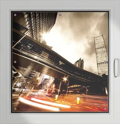 Produktbild von Wallario Lichtschutzbild, Dekorativer Sichtschutz Sonnenschutz 96 x 93 cm mit Motiv: Stadt am Abend - Straße - Verdunklung ohne Bohren