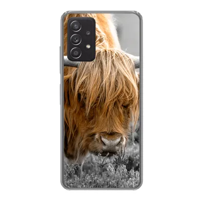 Produktbild von MuchoWow® Handyhülle Schutzhülle Hülle für Samsung Galaxy A33 5G Scottish Highlander - Pflanzen - Schwarz - Weiß Silikon Softcase Handy Hülle - Kartenhalter