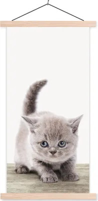 Produktbild von MuchoWow® Textilposter Kätzchen - Katze - Haustiere - Jungen - Kinder - Mädchen 40x80 cm mit holzfarbenen Rahmen - Wohnzimmer