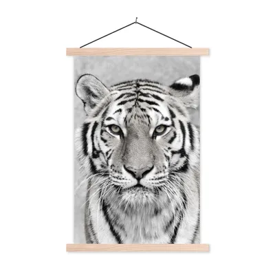 Produktbild von MuchoWow® Textilposter Tiger - Natur - Schwarz - Weiß 60x90 cm mit holzfarbenen Rahmen - Textil